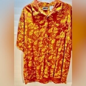 UNTIED MENS SILK HAWAIIAN SHIRT SIZE XL